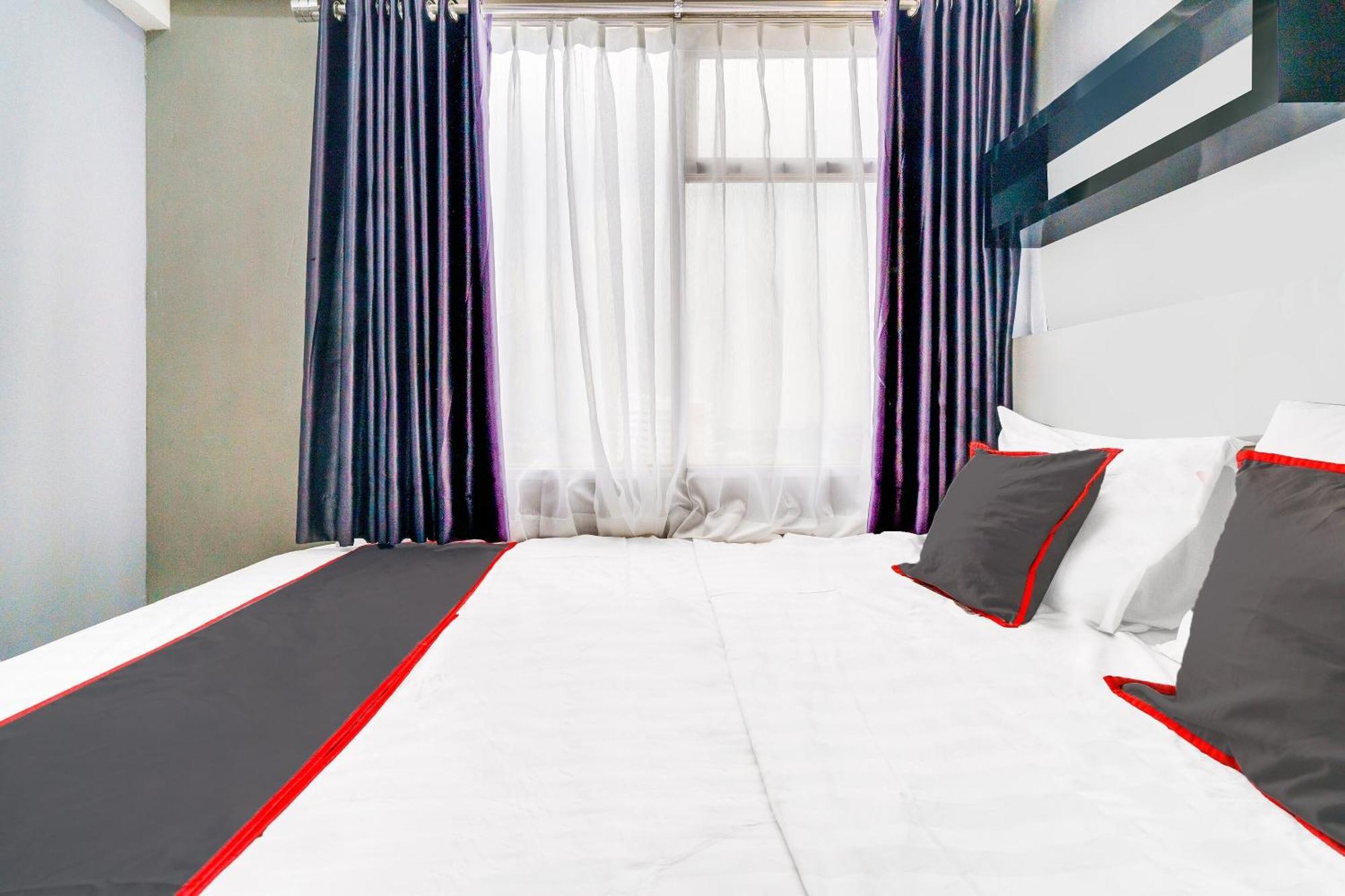 Oyo Life 91614 Jarrdin By Hallo Tidur By Ozi 2*