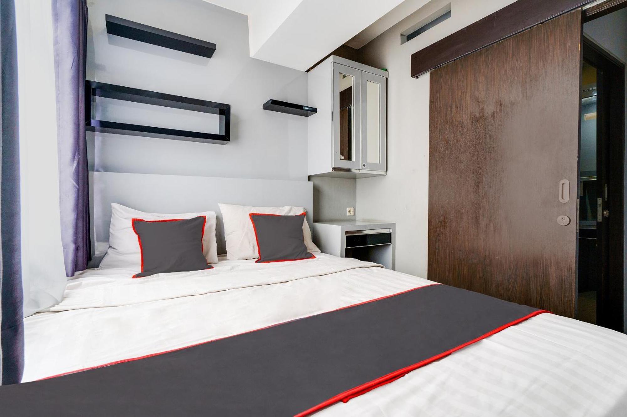Hotel Oyo Life 91614 Jarrdin By Hallo Tidur By Ozi